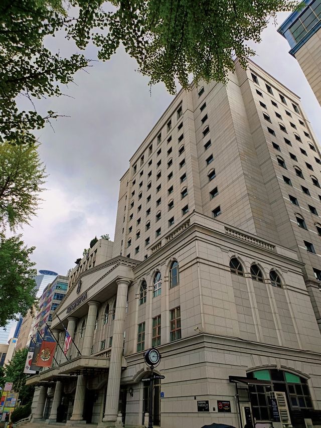 Recommended hotels for a trip to Yeouido Island, Seoul, South Korea.