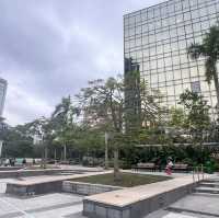 打卡香港尖沙咀東海濱平臺花園