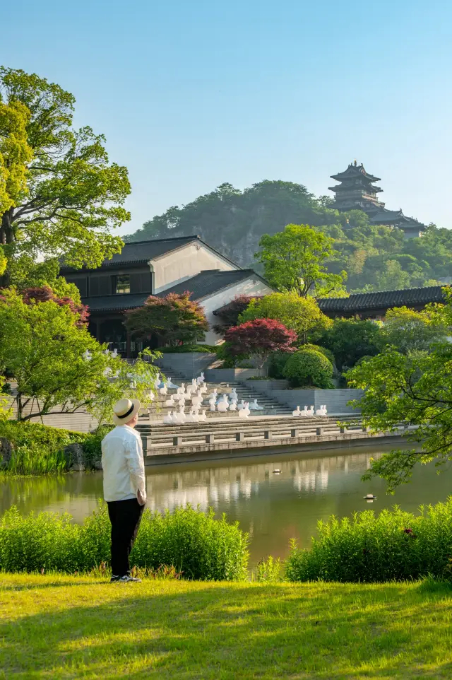 You must always make a trip to Yixing, the treasure city described by Dongpo