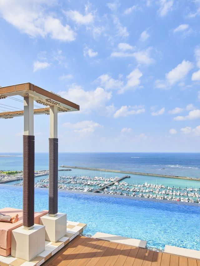 🌸 Okinawa's Cherry Blossom Haven: Luxe Stay at Prince Hotel 🏝️🏨