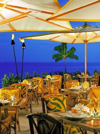🌴 Lanai's Luxe Life: Unwind at Four Seasons Resort 🏝️