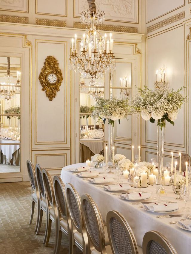 🗼 Parisian Chic & Charm: Hôtel Plaza Athénée 🌹
