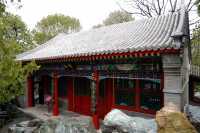 北海公園濠濮間，內裡有乾坤