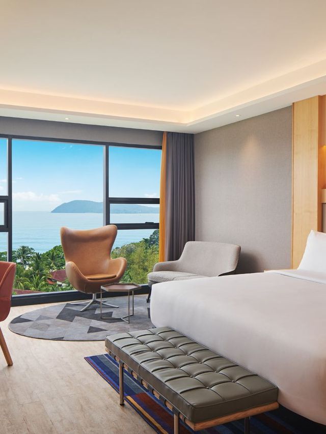 🌴 Langkawi's Aloft: A Tech-Savvy Tropical Retreat 🌞