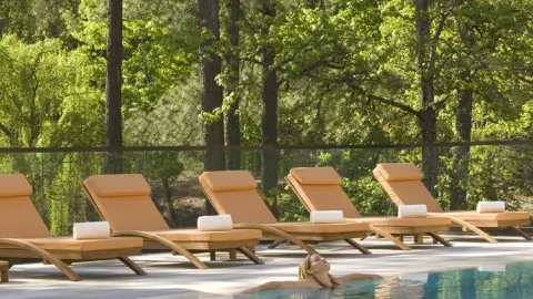 🌟 Cary's Luxe Escape: โรงแรมและสปา Umstead 🌿🛌 — traveler post in แครี
