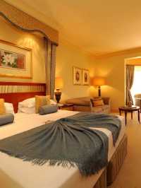 🌟✈️ Luxe Layovers: Emperors Palace's Finest! 🏨👑