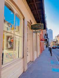 A popular saying goes: there are only three cities in the United States - New York, San Francisco, and New Orleans.