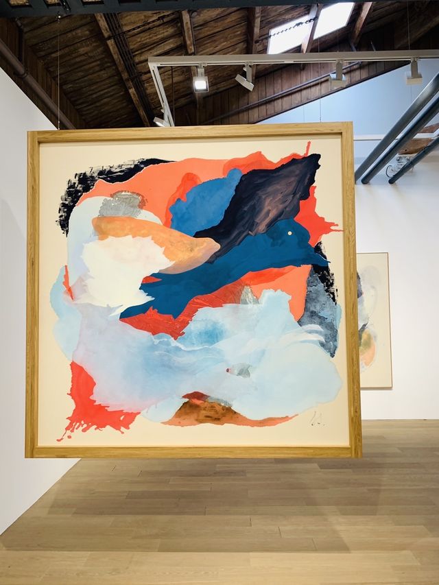 外灘免費欣賞展覽，貝浩登殘影。