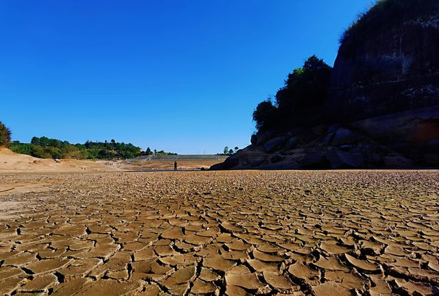 永興雙橋水庫，秋日戶外探幽秘境。