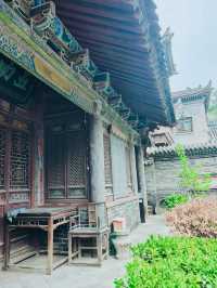 西安大學習巷裡清真寺 古痕跡很重。