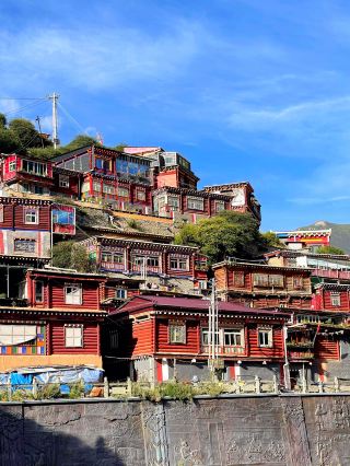 A complete guide to the 317 route in Western Sichuan, with a dog!