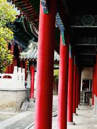 紅牆綠瓦故宮風—鄭州文廟