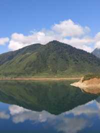 2日暢遊冶勒湖-孟獲城 老年人也能輕鬆享受的旅程