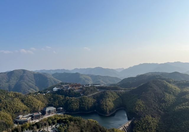 浙江會稽山兜率天景區，按生肖免費！