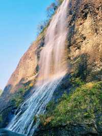 Don’t miss to see the Beauty of Dabie Mountain Scenic Valley