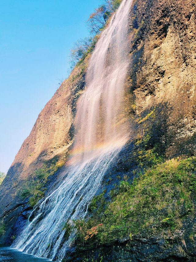 Don’t miss to see the Beauty of Dabie Mountain Scenic Valley