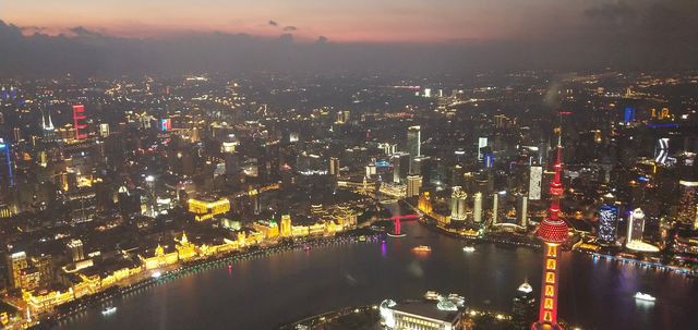 秋日喺虹口搵文脈，喺雲端俯瞰夜上海