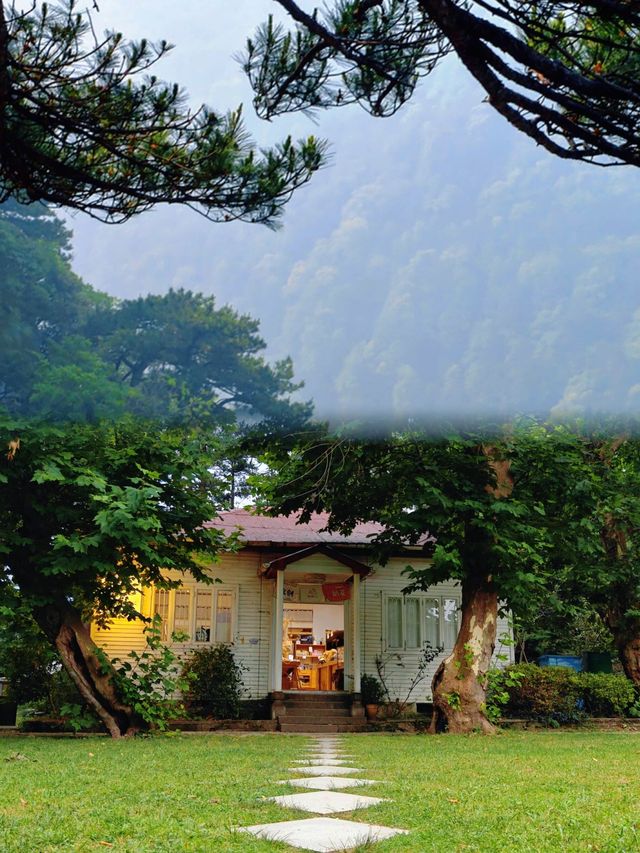 廬山旅遊攻略：探尋詩意棲居，盡享山水之樂