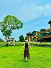 Spring Mountain Hotel at the Foot of Qingcheng Mountain is totally my spiritual home!** 🏡  
