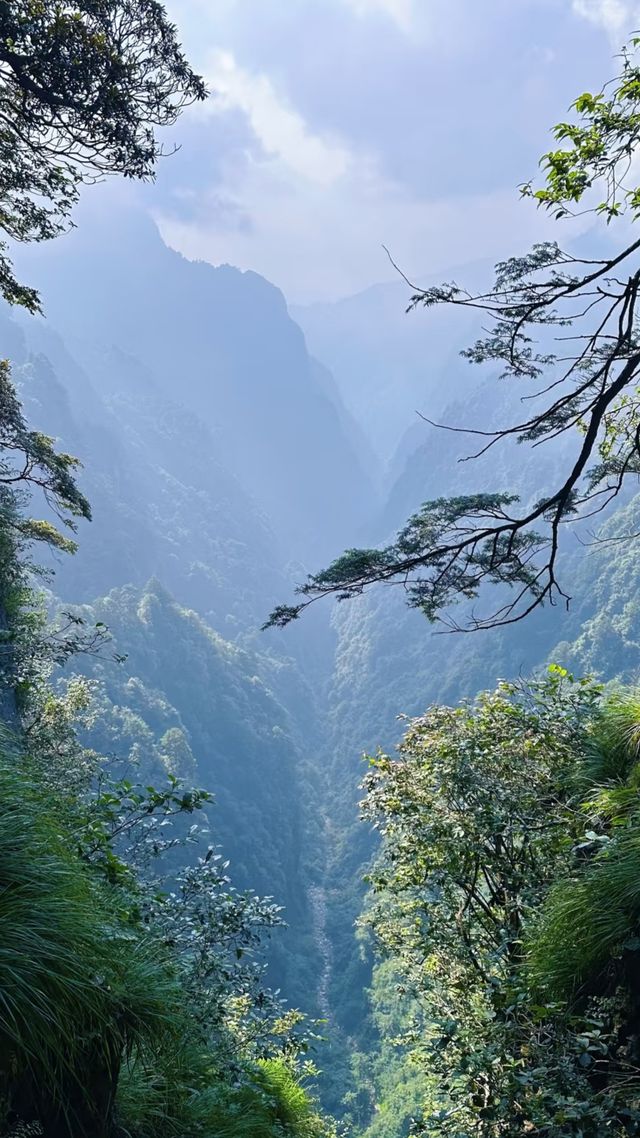 峨眉山