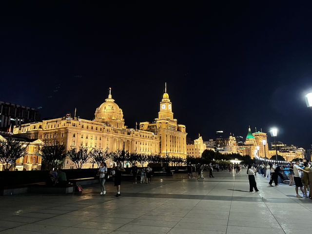 夜遊魔都～上海外灘夜景太美了