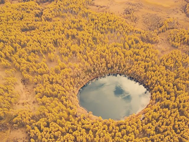 阿爾山秋色太絕了,20天黃金期別錯過,仙境景點值得打卡。 阿爾山秋色太絕了,20天黃金期別錯過,仙境景點值得打卡。