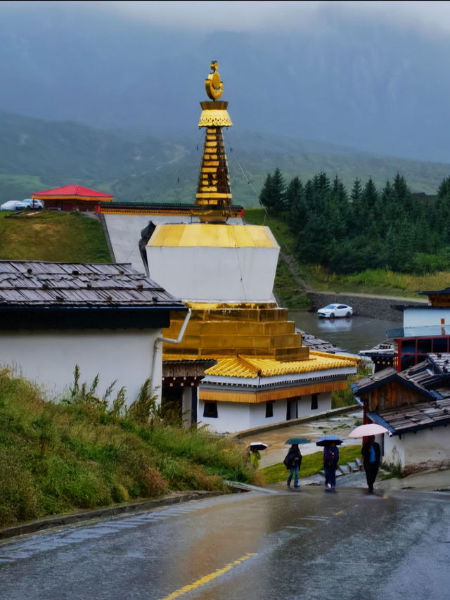 甘南郎木寺｜誤入人間仙境的雨霧秘境