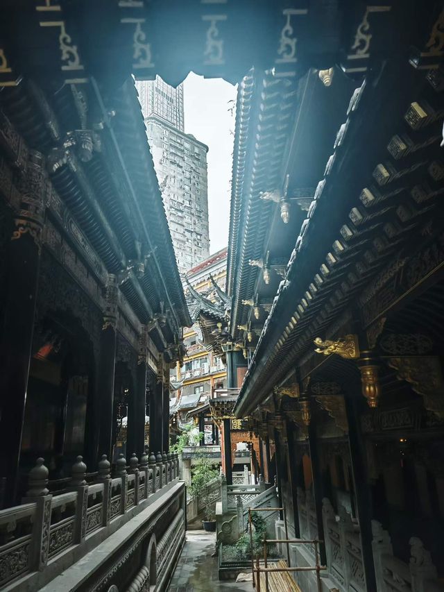 魔幻重慶古今同框 魔幻重慶古今同框