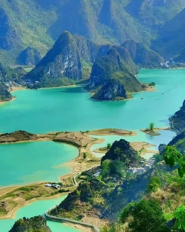 張馨予同款湖藍！浩坤湖徒步10分鐘封神