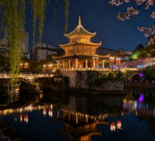 가을에 안순 등지는 정말 떠나기 싫을 만큼 아름다워요