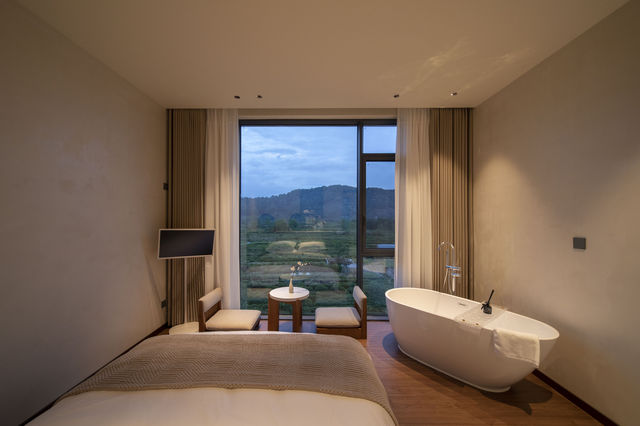 逃離城市！婺源溪邊咖啡民宿，將日子過成詩