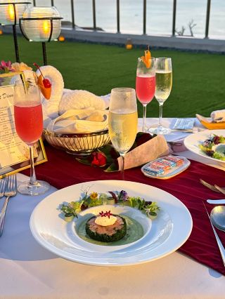 Romantic Dinner with Stunning Sunset and Excellent Service
