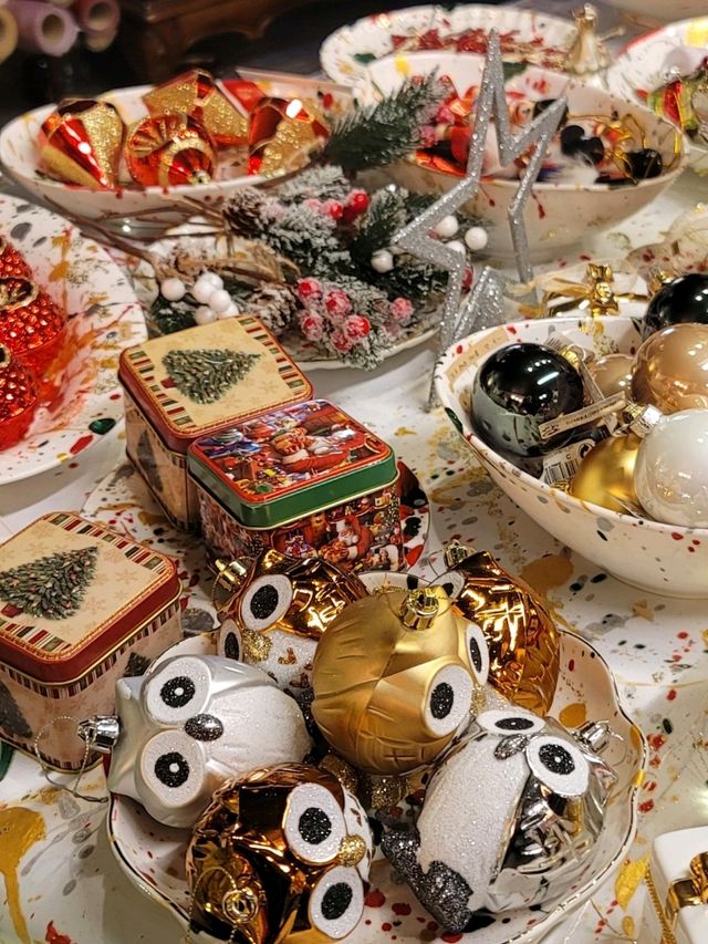 크리스마스 느낌 낭낭한 망원동 프레젠트 모먼트🎄