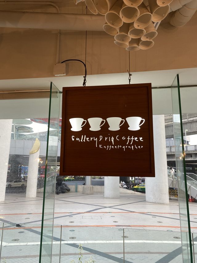GREAT COFFEE & TEA CAFE IN BANGKOK!