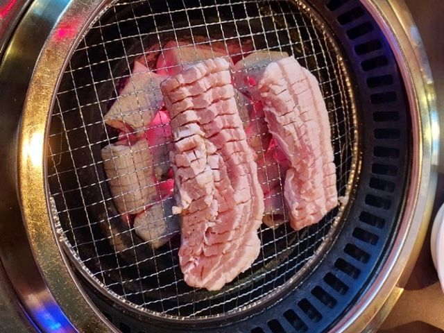 Barbecue Pork for the youth in Songpa area