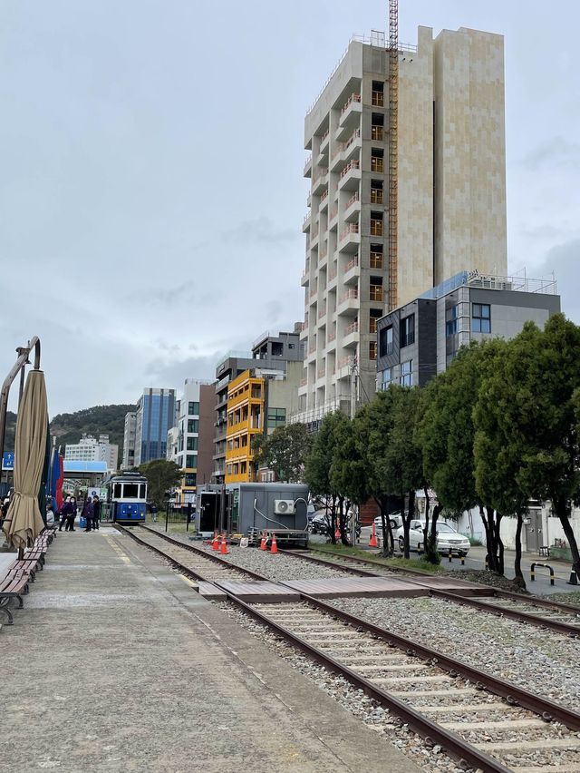 釜山新景點 - 海雲台藍線公園列車 天空膠囊列車及海岸列車
