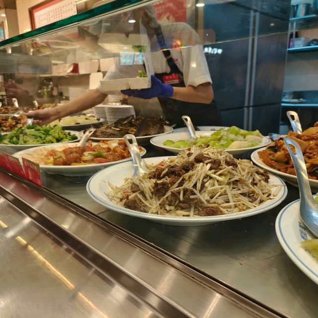 高雄左營-百味家常菜|鄧師傅|（CP值高的百貨美食）
