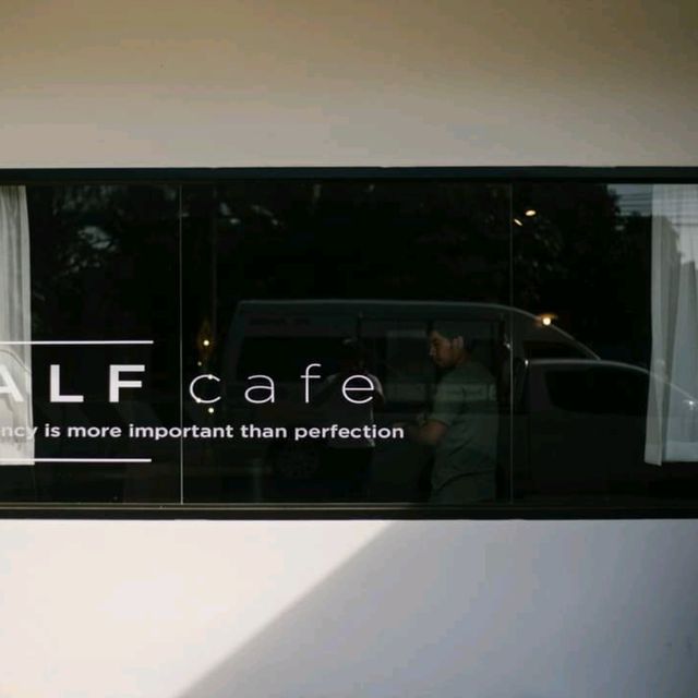 HALF Cafe Krabi