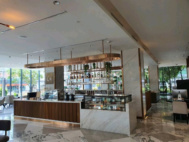 ที่พักใจกลางเมืองระยอง Holiday Inn&Suites Rayong