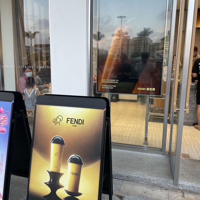 期間限定！喜茶xFendi❤️熱情果芒果特飲‼️超搶手