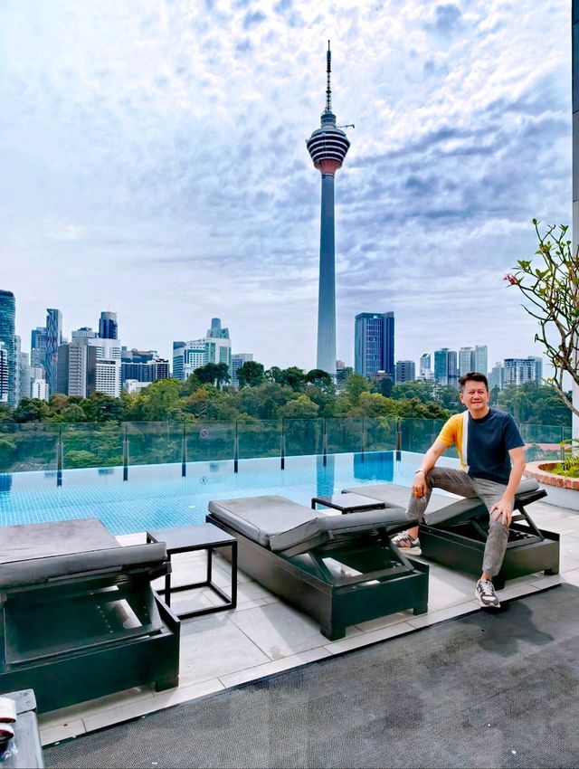 Hotel with Outstanding Rooftop view 
