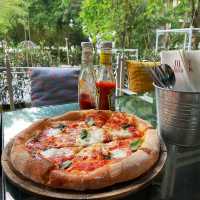 Jibby by the Park - best pizza in town!! 🍕