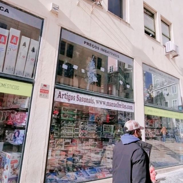 Moorish Quarter, the Little Asia in Lisbon