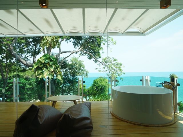 ที่เดียวครบ จบที่แสงเทียนบีชรีสอร์ต เกาะเสม็ด 🏖️