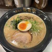 行列の店『麺創房無敵家 🍜』IN池袋駅🚉Tokyo🗼