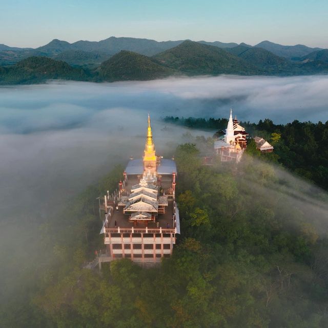วัดพระพุทธบาทผาหนาม