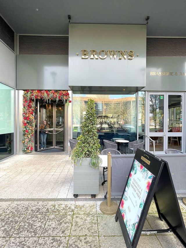 英國米爾頓凱恩斯The Hub餐廳推薦-Browns Brasserie & Bar