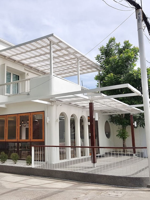 ที่พักติดทะเลชะอำ Talay Hotel & Villa