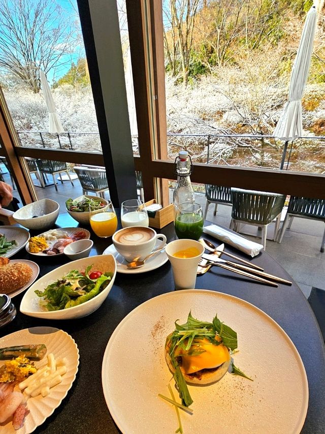 【京都】天然温泉の屋外プールを堪能！ステイしながら心身共にととのうホテル✨