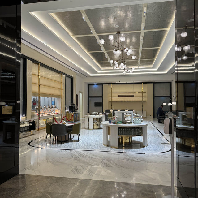 バーレーン空港のラウンジ　「The Pearl」を利用‼️